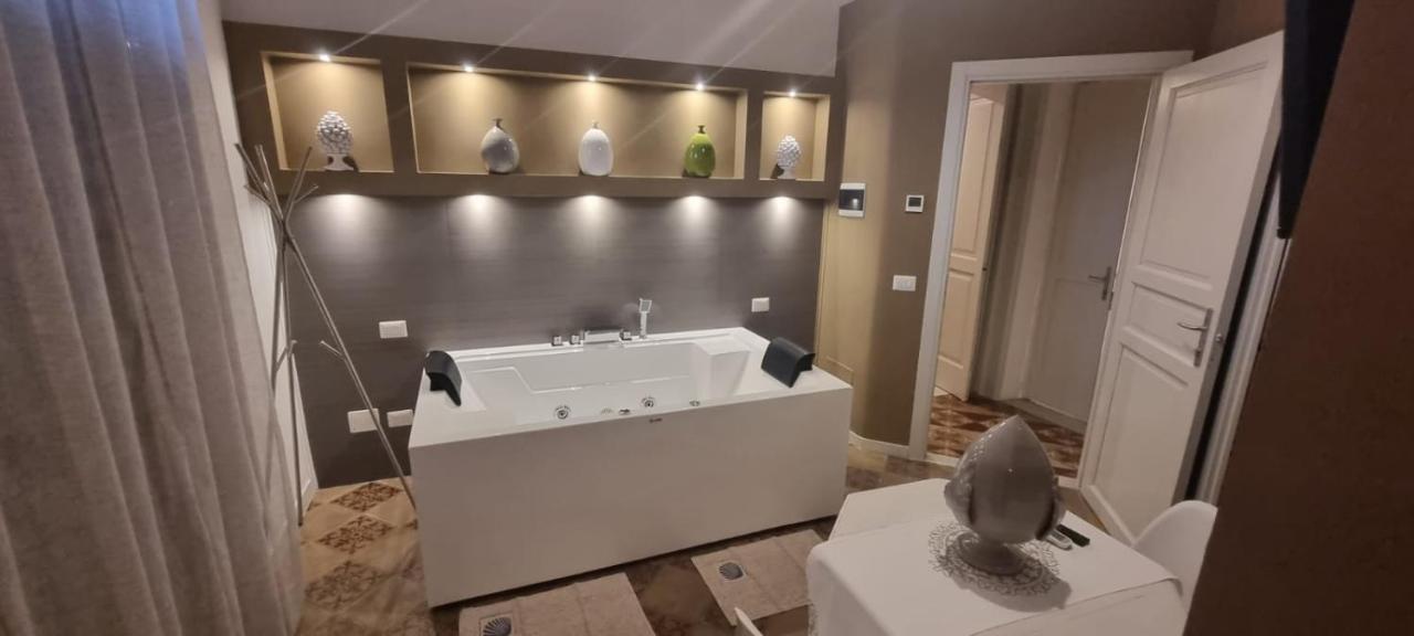 レッチェ Reluxe Private Wellness Bed & Breakfast エクステリア 写真