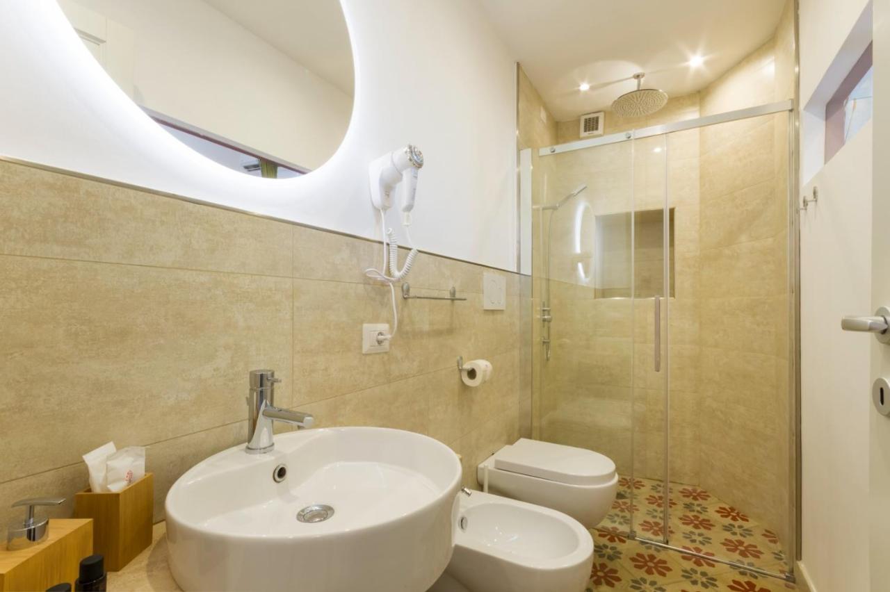レッチェ Reluxe Private Wellness Bed & Breakfast エクステリア 写真