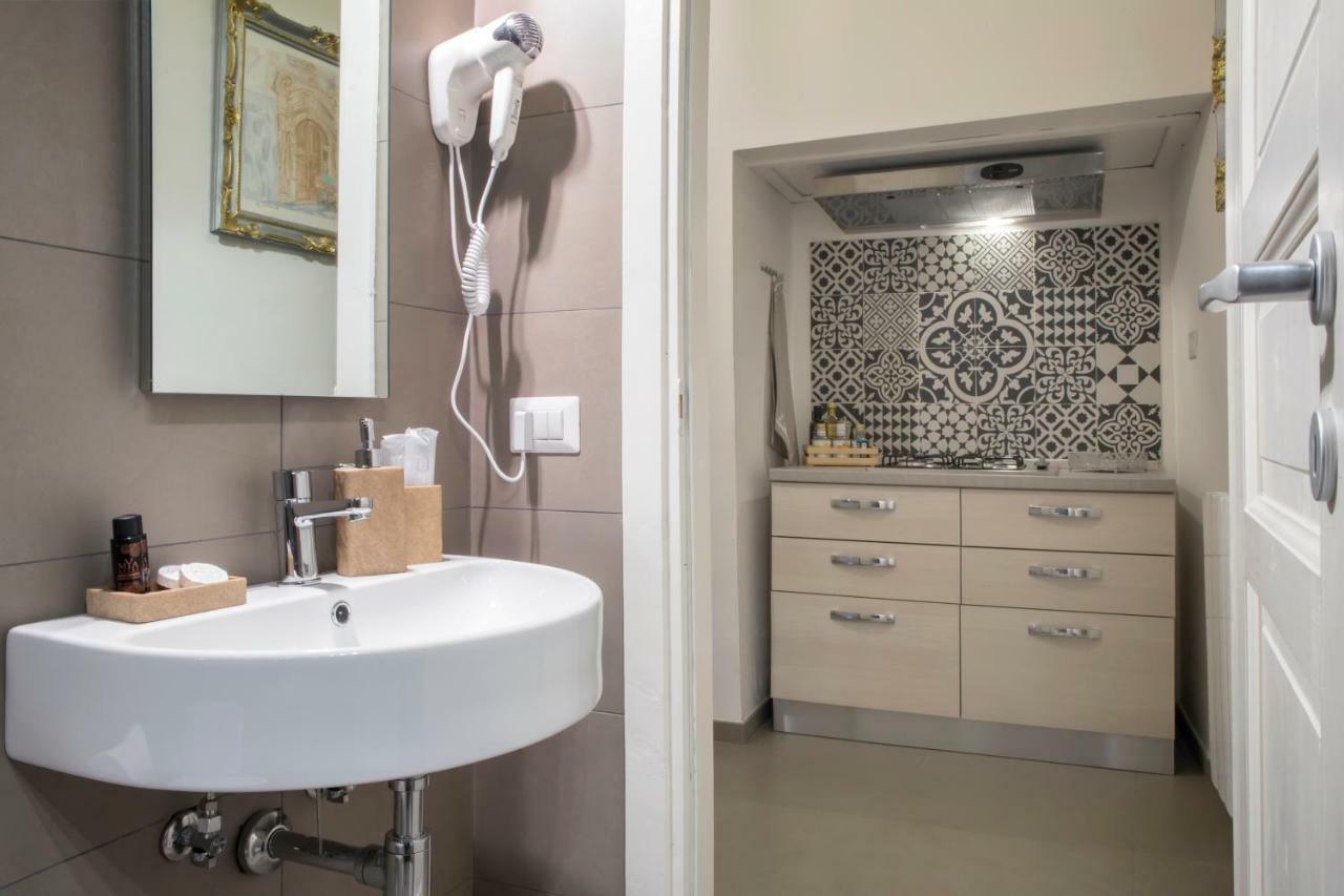 レッチェ Reluxe Private Wellness Bed & Breakfast エクステリア 写真